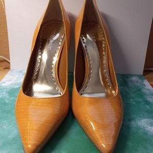 BCB GIRLS womens Tan and Gold bamboo look  Patton Leather shoes size 8.5 heels